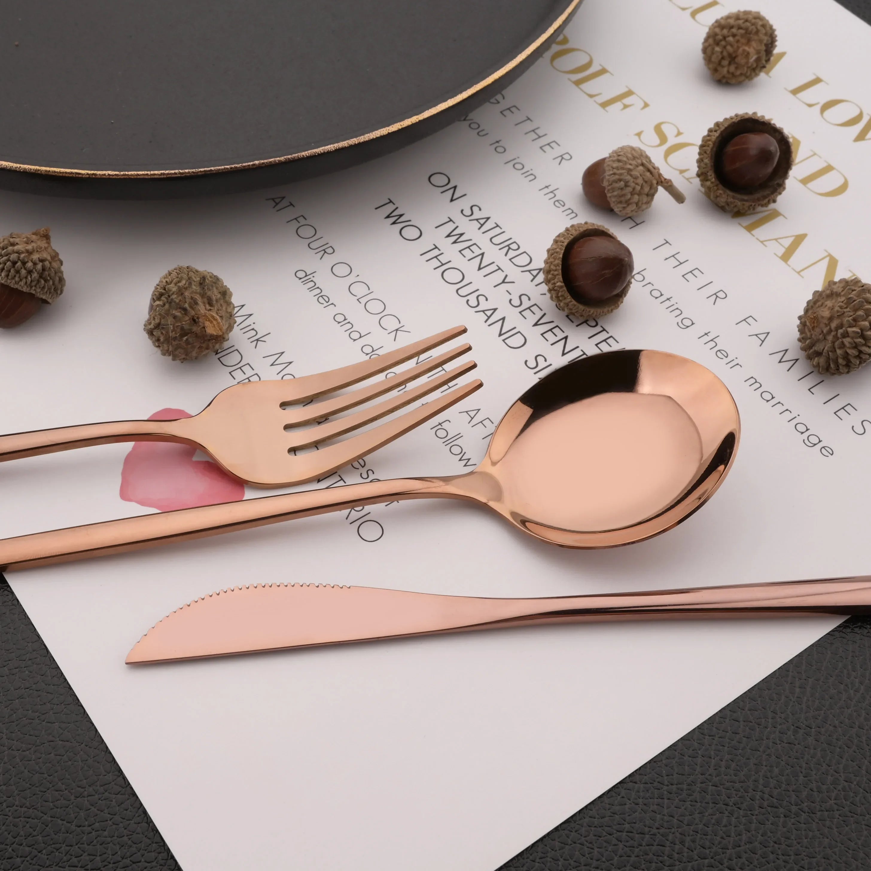 Set 6 Tenedores Dorados de Acero Inoxidable | Cubertería Elegante