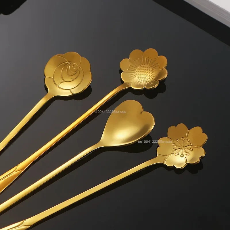 Cuchara Decorativa con Flor | Café, Postre y Té Dorada